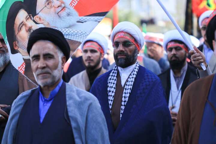 تصاویر| حضور روحانیون و طلاب در رزمایش جانفدا ایران در بیرجند