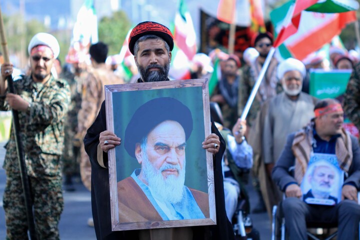 تصاویر| حضور روحانیون و طلاب در رزمایش جانفدا ایران در بیرجند