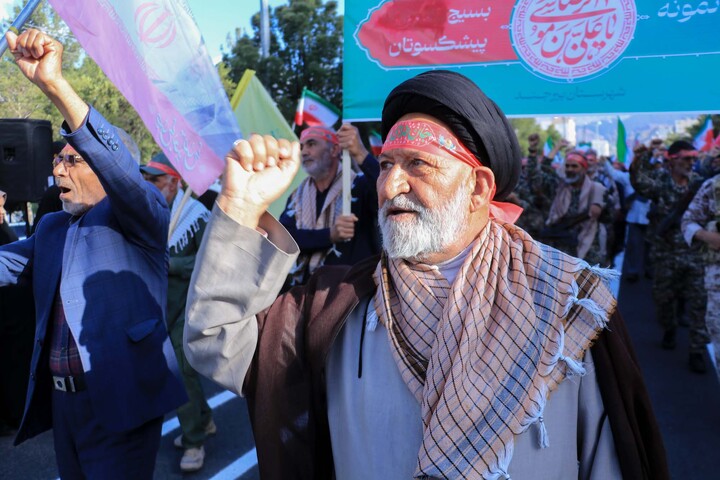 تصاویر| حضور روحانیون و طلاب در رزمایش جانفدا ایران در بیرجند