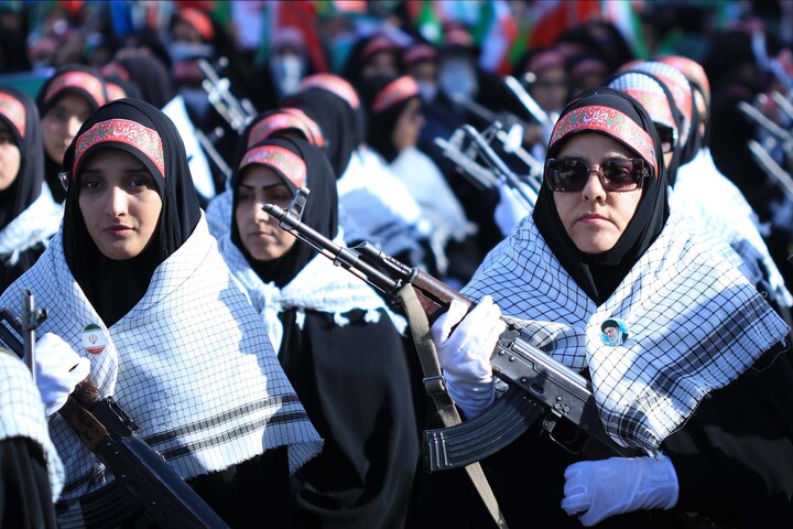 تصاویر| حضور روحانیون و طلاب در رزمایش جانفدا ایران در بیرجند