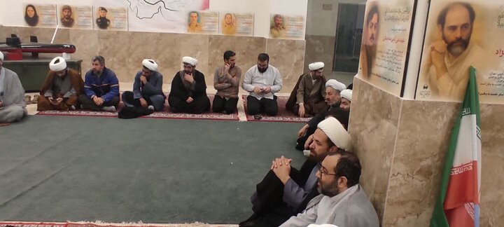 تصاویر / هفدهمین جلسه قرارگاه جنگ ترکیبی بلاغ مبین با حضور امام جمعه قزوین