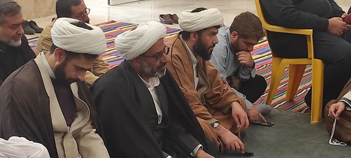 تصاویر / هفدهمین جلسه قرارگاه جنگ ترکیبی بلاغ مبین با حضور امام جمعه قزوین