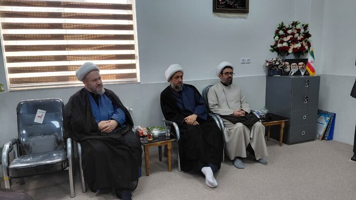 تصاویر/ دیدار نمایندگان شورای سیاستگذاری ائمه جمعه کشور با  ائمه جمعه انار، صفائیه،بهرمان وامین شهر