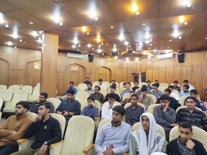 تصاویر/ هفدهمین جشنواره علامه حلی (ره) مدرسه علمیه امام جعفر صادق (ع)زاهدان برگزار گردید