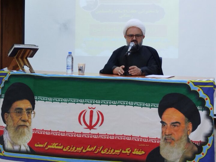 تصاویر/ هفدهمین جشنواره علامه حلی (ره) مدرسه علمیه امام جعفر صادق (ع)زاهدان برگزار گردید