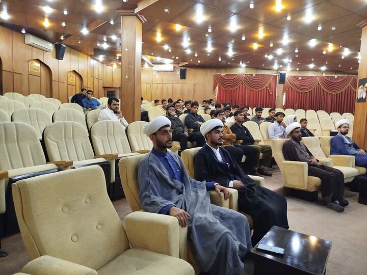تصاویر/ هفدهمین جشنواره علامه حلی (ره) مدرسه علمیه امام جعفر صادق (ع)زاهدان برگزار گردید