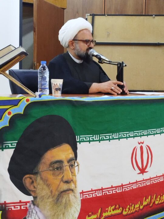 تصاویر/ هفدهمین جشنواره علامه حلی (ره) مدرسه علمیه امام جعفر صادق (ع)زاهدان برگزار گردید