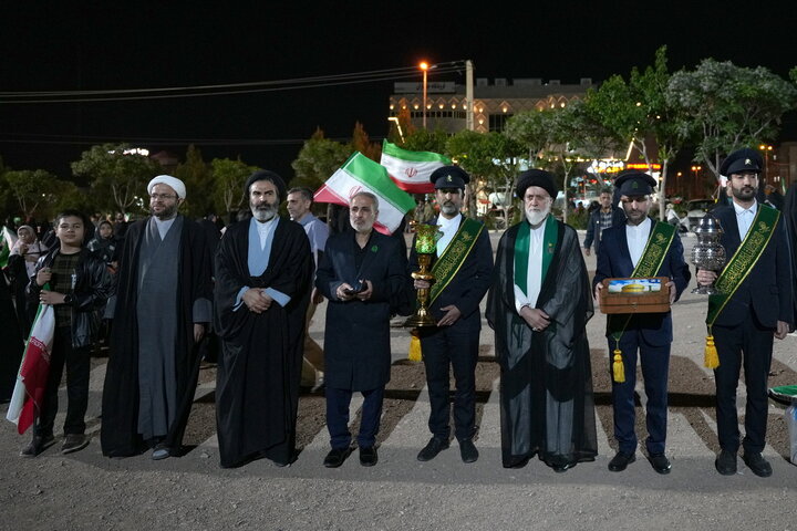 حضور سفیران کریمه اهل‌بیت(س) در تجمع مردمی پردیسان قم
