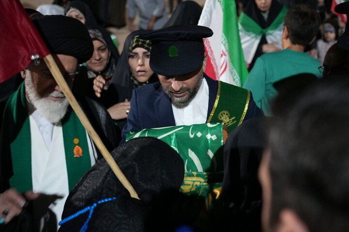 حضور سفیران کریمه اهل‌بیت(س) در تجمع مردمی پردیسان قم