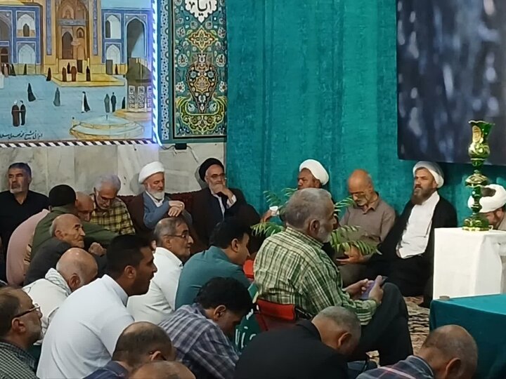تصاویر/ جشن‌میلاد با اسعاد شمس الشموس امام رضا(ع) با حضور امام جمعه شاهرود