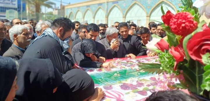 تصاویر/ تشییع پیکر دو شهید فراجا در زاهدان برگزار شد