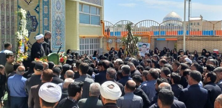تصاویر/ تشییع پیکر دو شهید فراجا در زاهدان برگزار شد