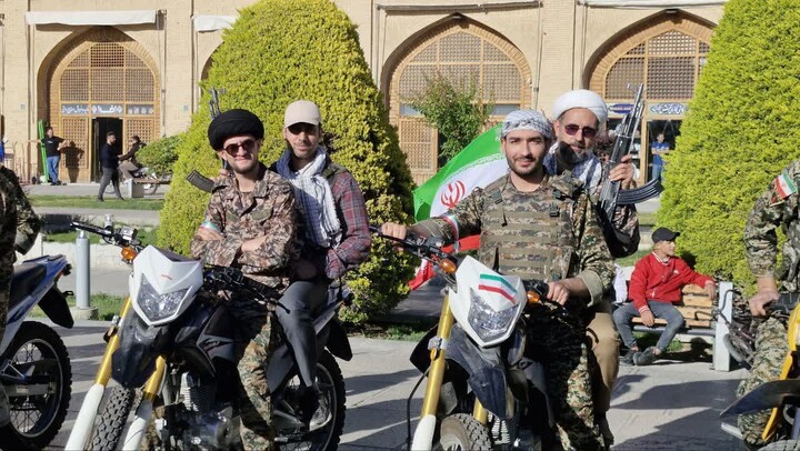 تصاویر| حضور روحانیون اصفهان در رزمایش «جان فدا»؛ تجدید پیمان با آرمان‌های انقلاب
