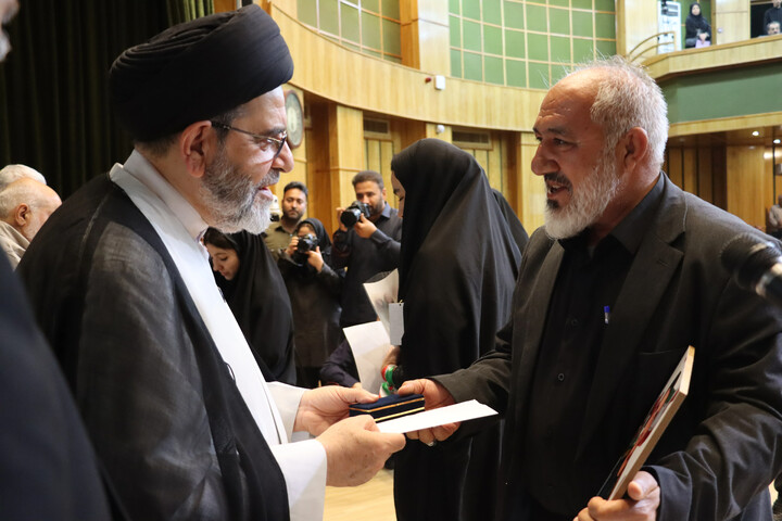 آیین تجلیل و تکریم خانواده‌های معظم شهدای جنگ رمضان استان خوزستان