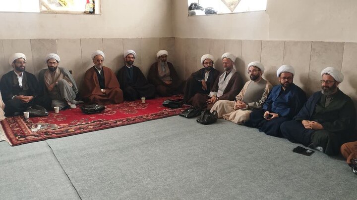 تصاویر/ برگزاری جلسه جامعه روحانیت شهرستان بابل با حضور حجت الاسلام و المسلمین روحانی