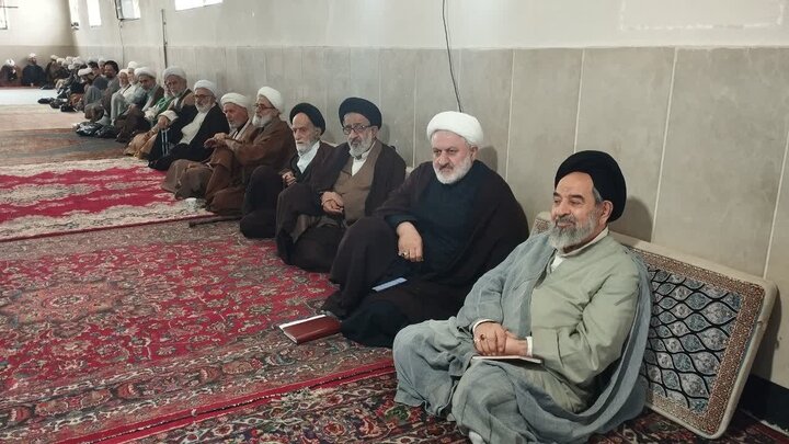 تصاویر/ برگزاری جلسه جامعه روحانیت شهرستان بابل با حضور حجت الاسلام و المسلمین روحانی