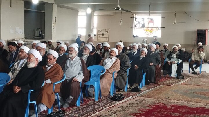 تصاویر/ برگزاری جلسه جامعه روحانیت شهرستان بابل با حضور حجت الاسلام و المسلمین روحانی
