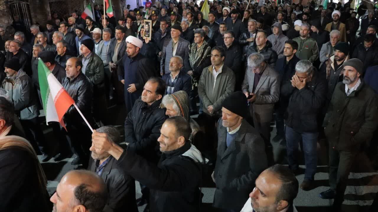 تصاویر/ شصتمین حضور خیابانی مردم شهرستان تکاب در حمایت از نظام و بیعت با رهبری