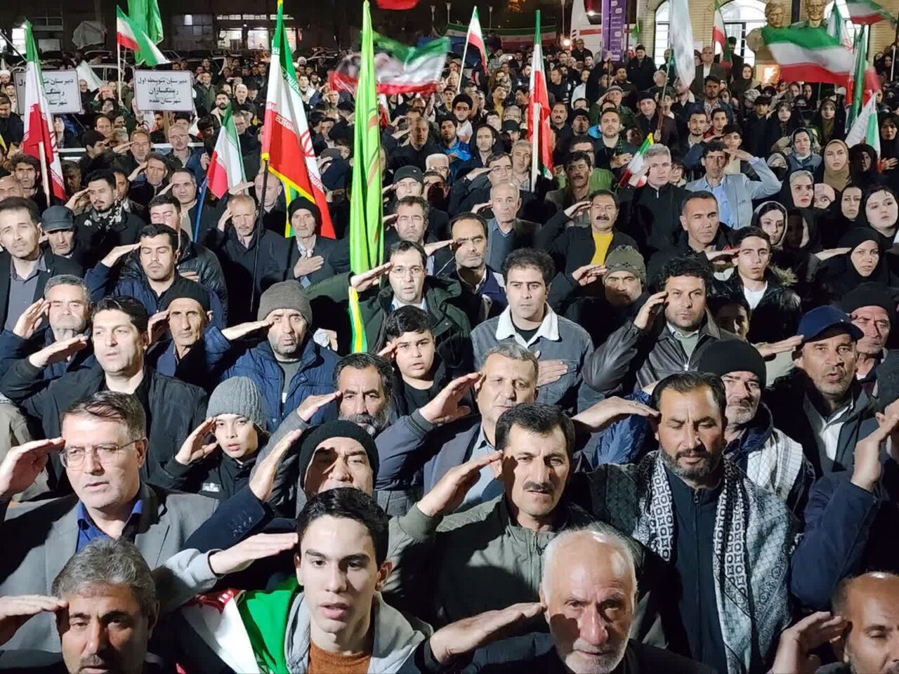 طنین «یا رضا» در قلب نقده؛ اجتماع باشکوه «زیر سایه خورشید»+ تصاویر