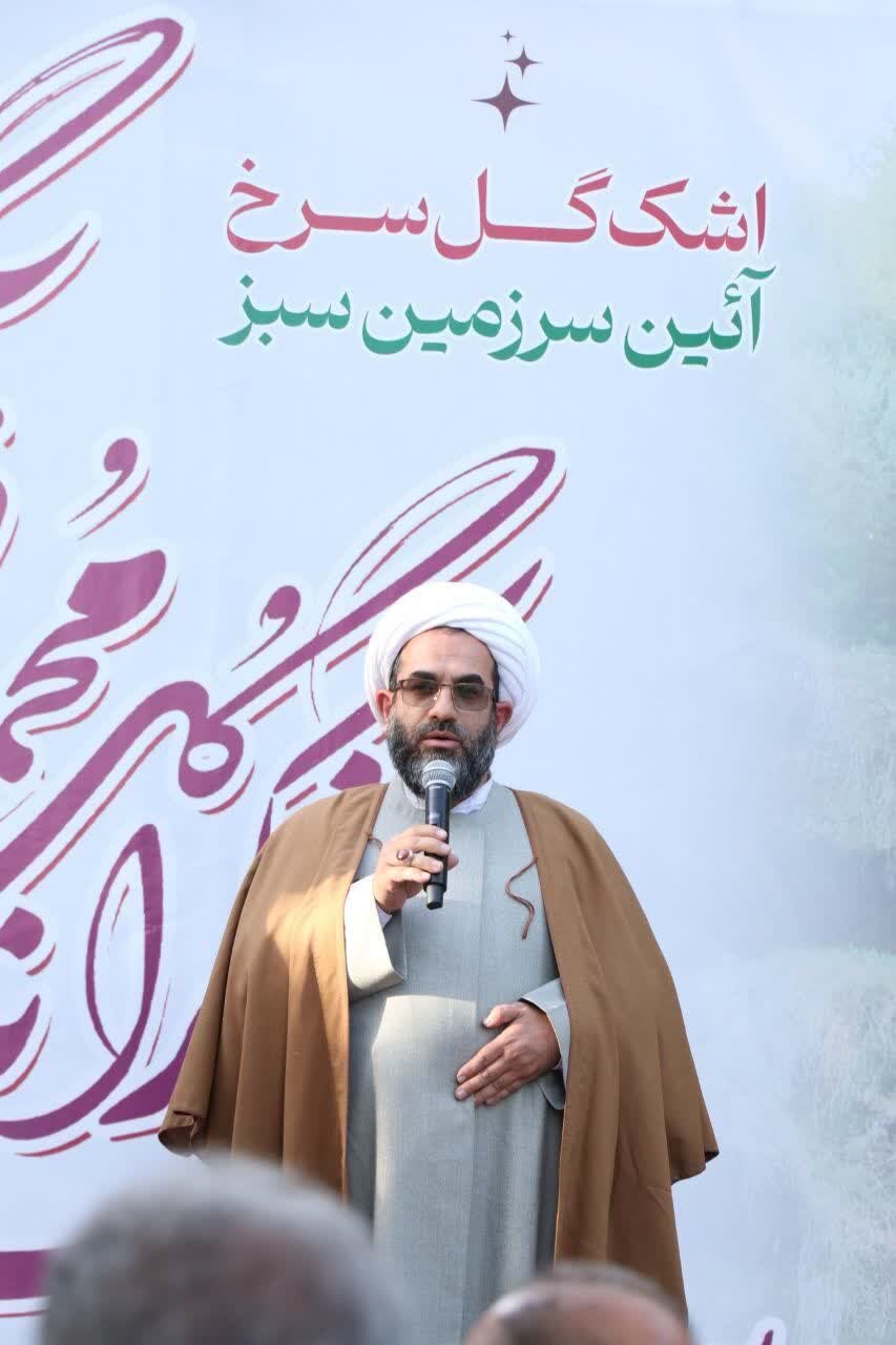 بیست‌و سومین جشن گل محمدی همراه با آیین سنتی در نیاسر آغاز شد
