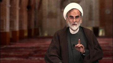 تبلیغات دشمن برای جداسازی ایران از محور مقاومت طراحی شده است