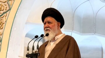 تنگه هرمز و فناوری هسته‌ای به هیچ‌وجه قابل مذاکره نیست