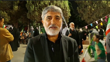 فیلم| نماینده مجلسی که مجری برنامه حضور قائد شهید انقلاب در استان خود شده بود