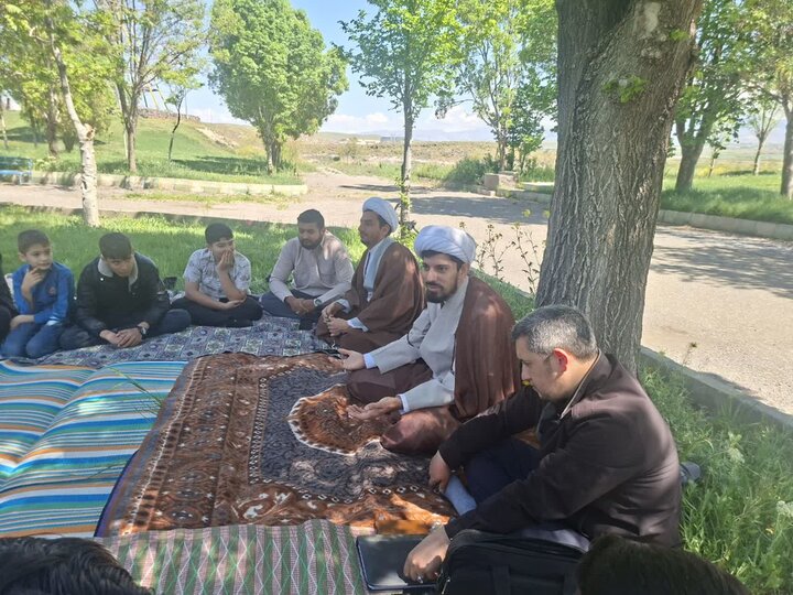 تصاویر/ اردوی نیمروزه نسیم هدایت در پلدشت؛ پیوند مدیریت حوزوی با نسل جوان کانون مهدوی
