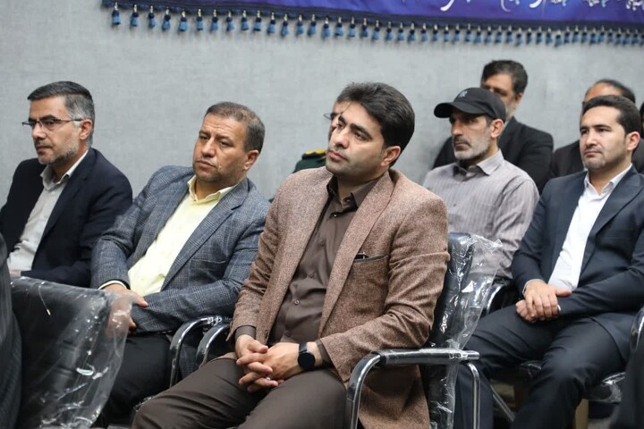 تصاویر/ دیدار اعضای ستاد بزرگداشت مقام معلم سمنان با نماینده ولی‌فقیه در استان
