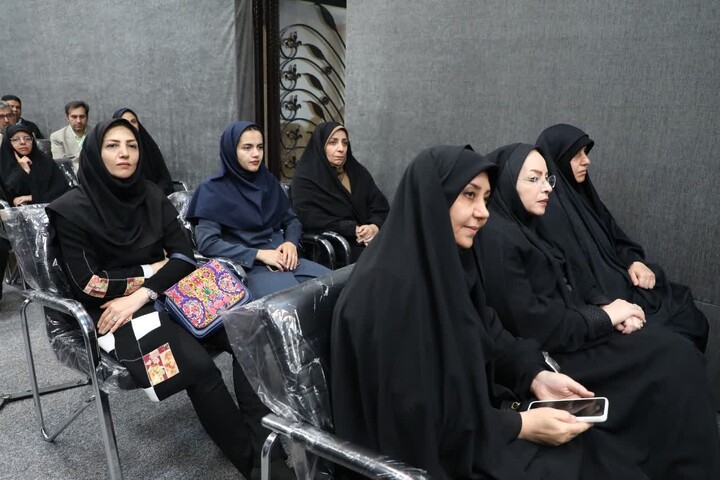 تصاویر/ دیدار اعضای ستاد بزرگداشت مقام معلم سمنان با نماینده ولی‌فقیه در استان