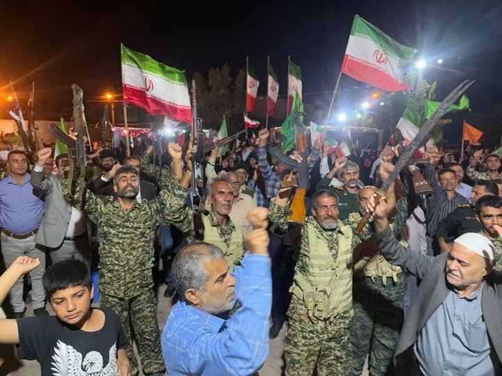تصاویر/ اجتماع جان فدایان ایران در بندر ریگ