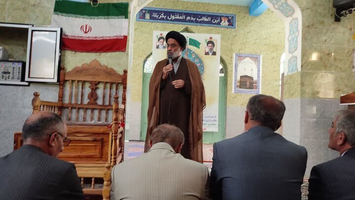 تصاویر/همایش بزرگداشت امامزادگان در جوار امامزادگان سه فرزندان (ع)الیگودرز