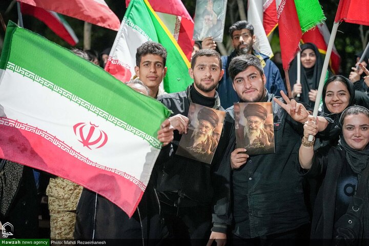 Photos/ La 60e nuit de renouvellement du pacte du peuple avec les idéaux de la République islamique d’Iran