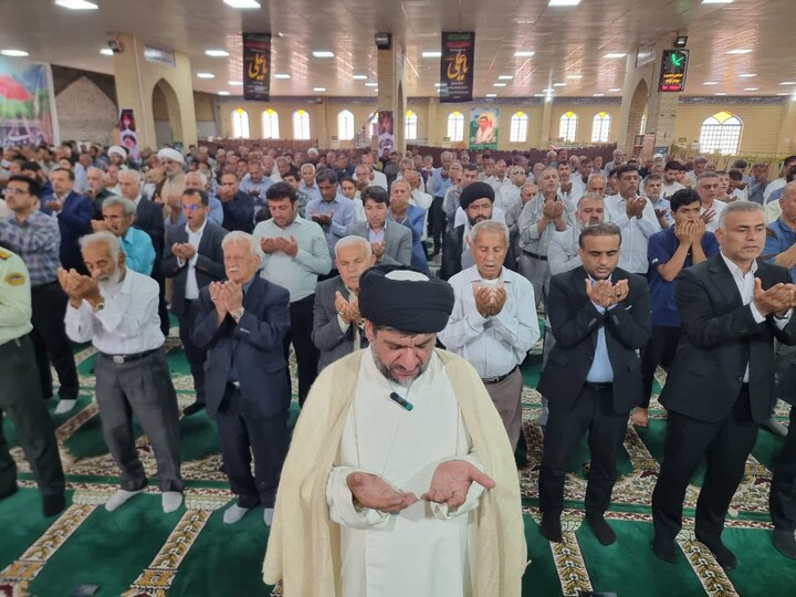 نماز جمعه گناوه به روایت تصویر