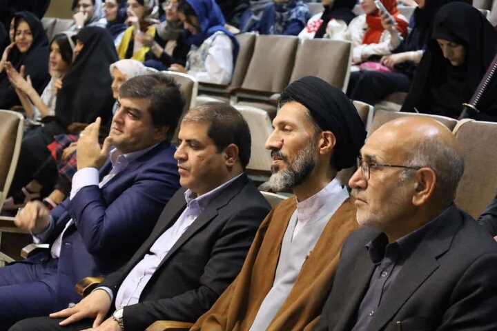 تصاویر/ آیین تکریم دختران یزدی