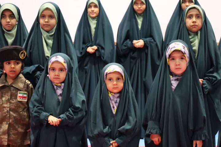 تصاویر/ آیین تکریم دختران یزدی