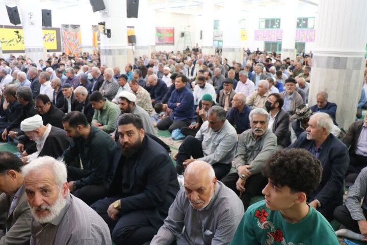 تصاویر/ اقامه نماز جمعه در قرچک