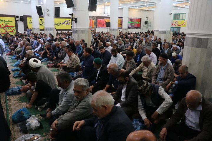 تصاویر/ اقامه نماز جمعه در قرچک