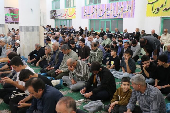 تصاویر/ اقامه نماز جمعه در قرچک