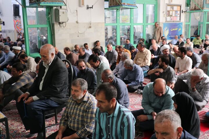 تصاویر/ اقامه نماز جمعه در قرچک