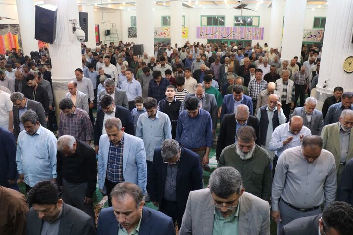 تصاویر/ اقامه نماز جمعه در قرچک