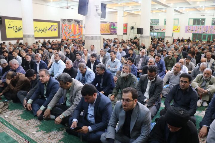 تصاویر/ اقامه نماز جمعه در قرچک
