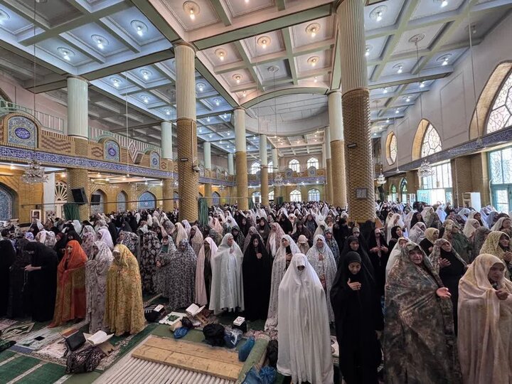 تصاویر/ اقامه نماز جمعه در قرچک