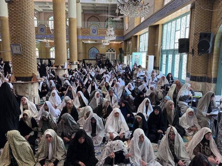 تصاویر/ اقامه نماز جمعه در قرچک