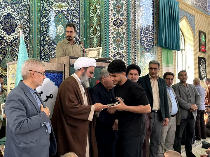 تصاویر/ نماز عبادی سیاسی جمعه در ملارد