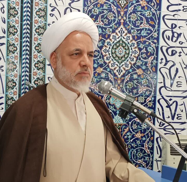 تصاویر/اقامه نماز عبادی سیاسی جمعه در ساوه