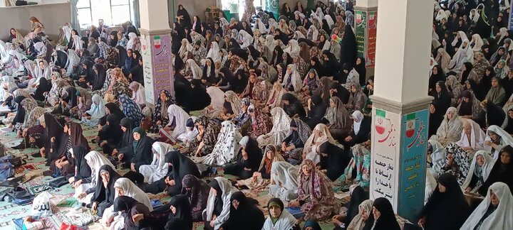 تصاویر/اقامه نماز عبادی سیاسی جمعه در ساوه