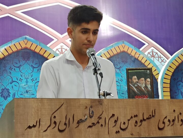 تصاویر؛نماز عبادی سیاسی جمعه کاشان