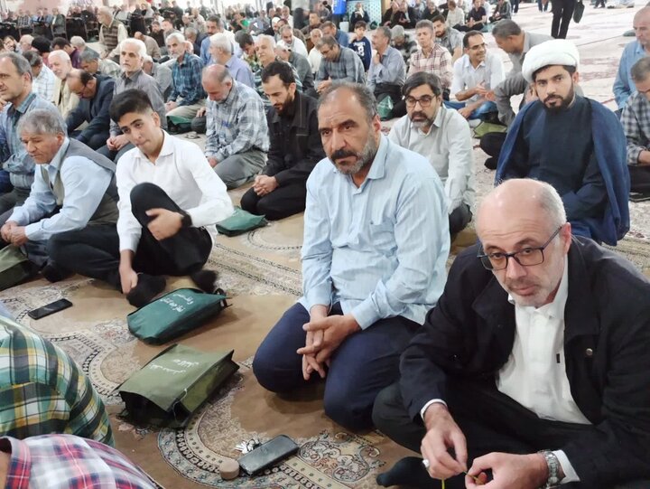 تصاویر؛نماز عبادی سیاسی جمعه کاشان