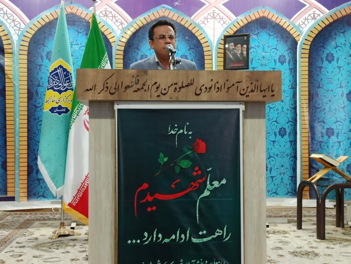 تصاویر؛نماز عبادی سیاسی جمعه کاشان